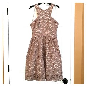 Morgan & Co. Beige lace and sequins dress